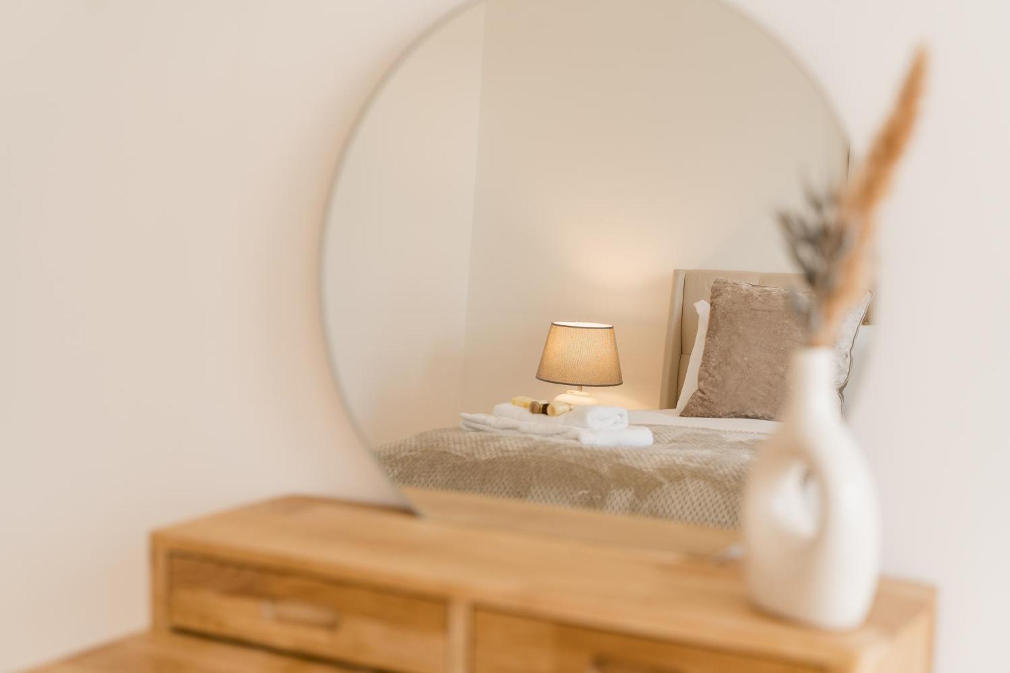 Beautifully Done 5 Bed Barn Conversion In Heswall - Sleeps Up To 10 Eksteriør bilde