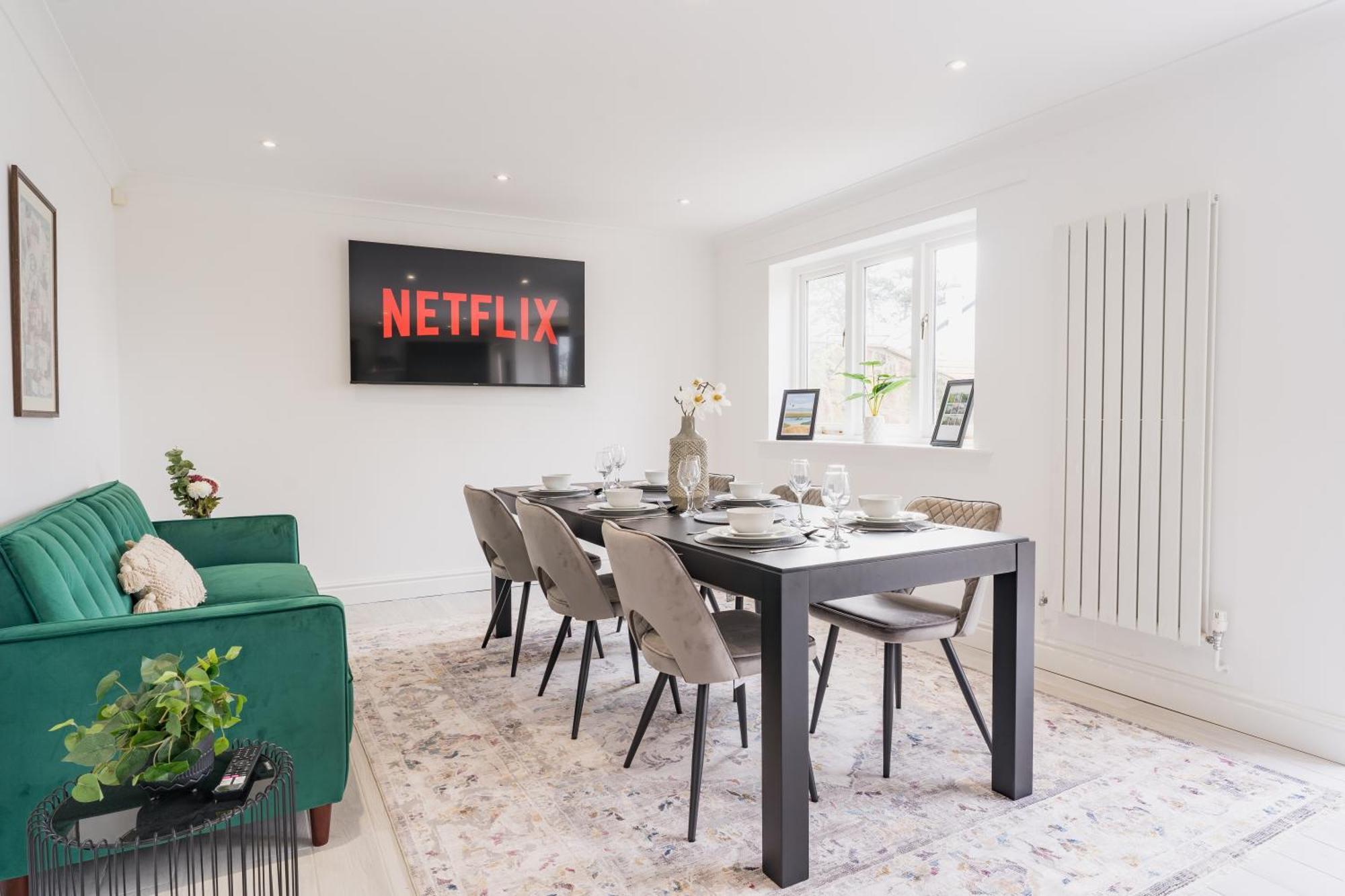 Beautifully Done 5 Bed Barn Conversion In Heswall - Sleeps Up To 10 Eksteriør bilde